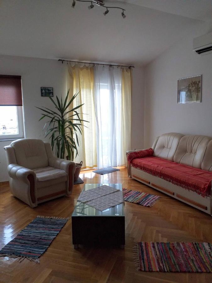 Apartments Monika Новий Винодольський Екстер'єр фото